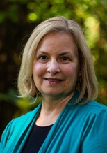 Dr. Kelli Stajduhar